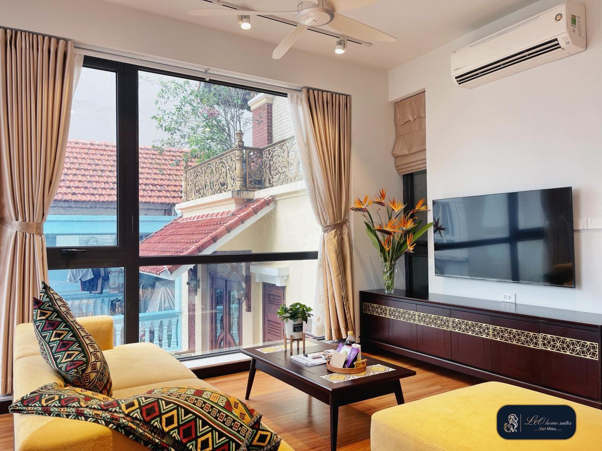 High-Ser Apartment -2Br - Niceview - Parking - Spacious - In Center 河内 客房 照片
