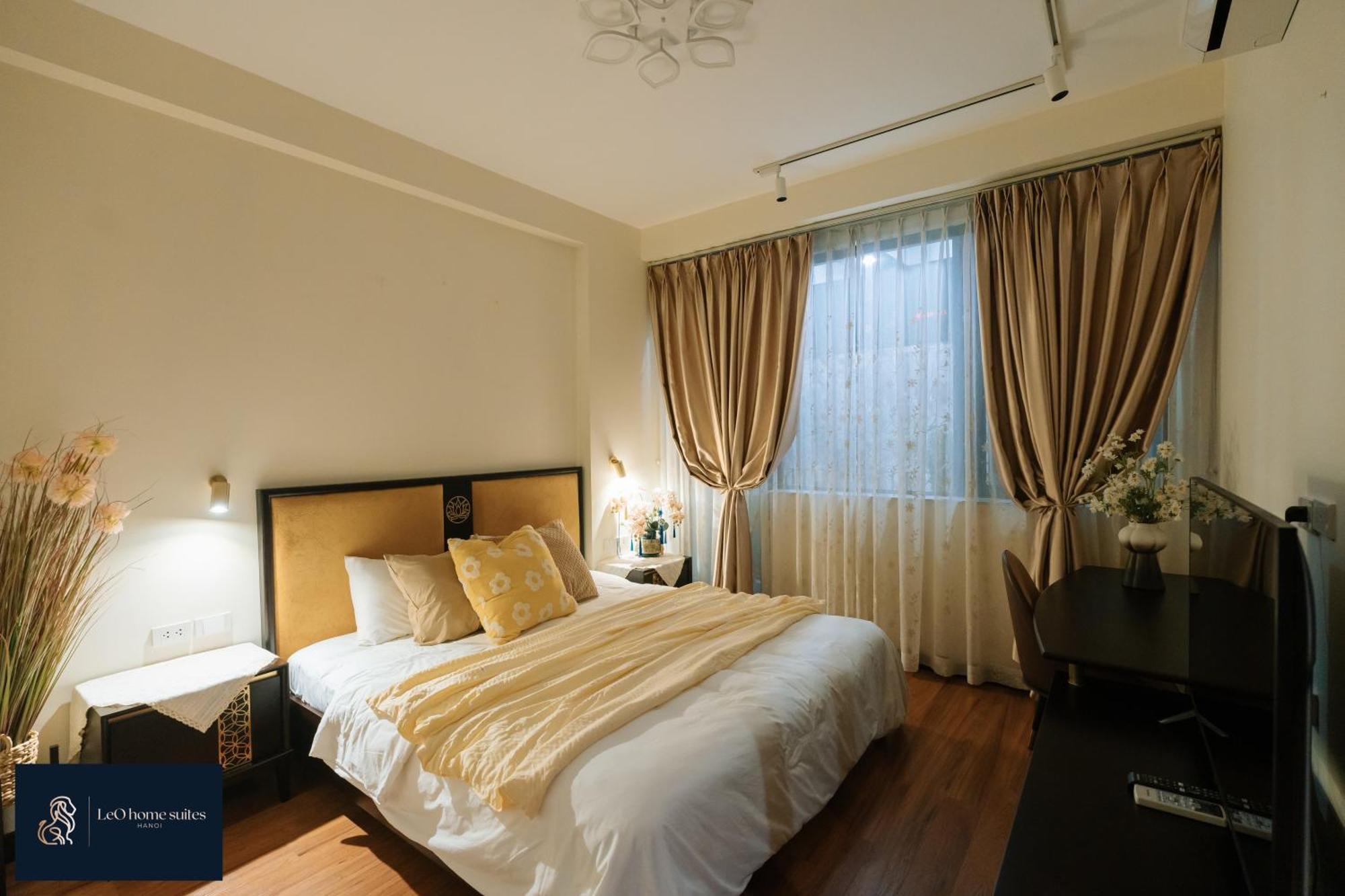 High-Ser Apartment -2Br - Niceview - Parking - Spacious - In Center 河内 外观 照片