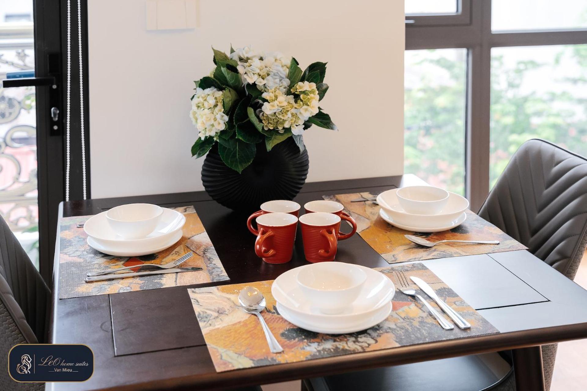 High-Ser Apartment -2Br - Niceview - Parking - Spacious - In Center 河内 外观 照片