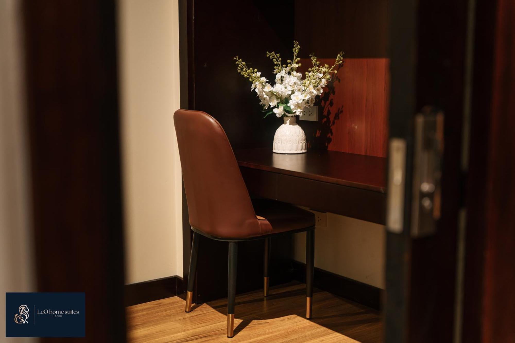High-Ser Apartment -2Br - Niceview - Parking - Spacious - In Center 河内 外观 照片