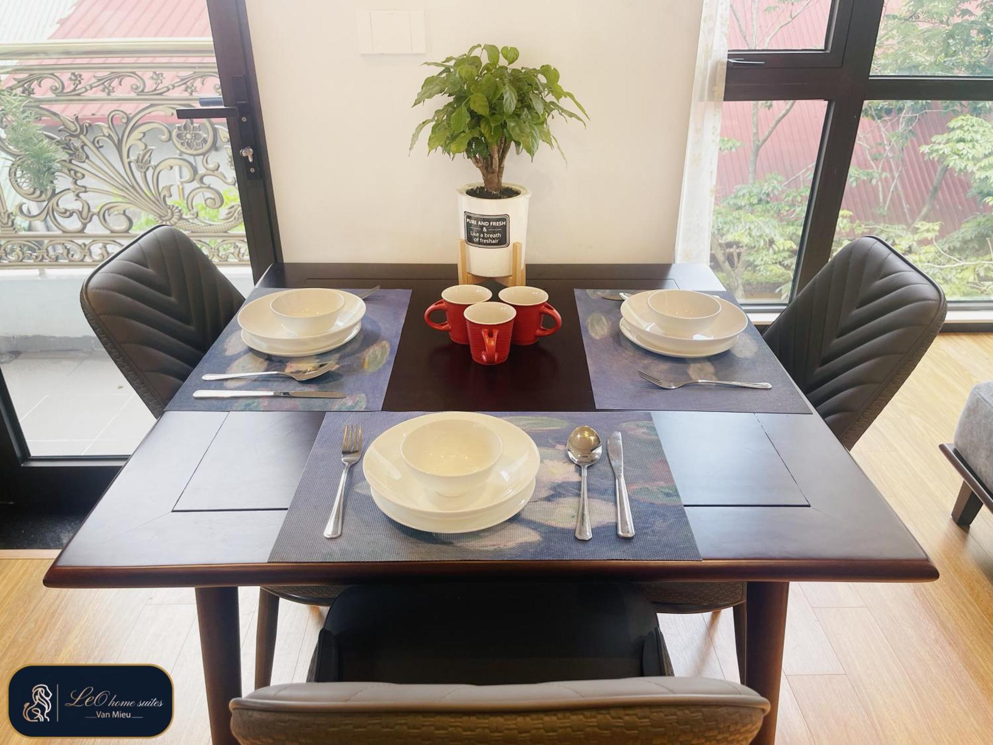 High-Ser Apartment -2Br - Niceview - Parking - Spacious - In Center 河内 外观 照片